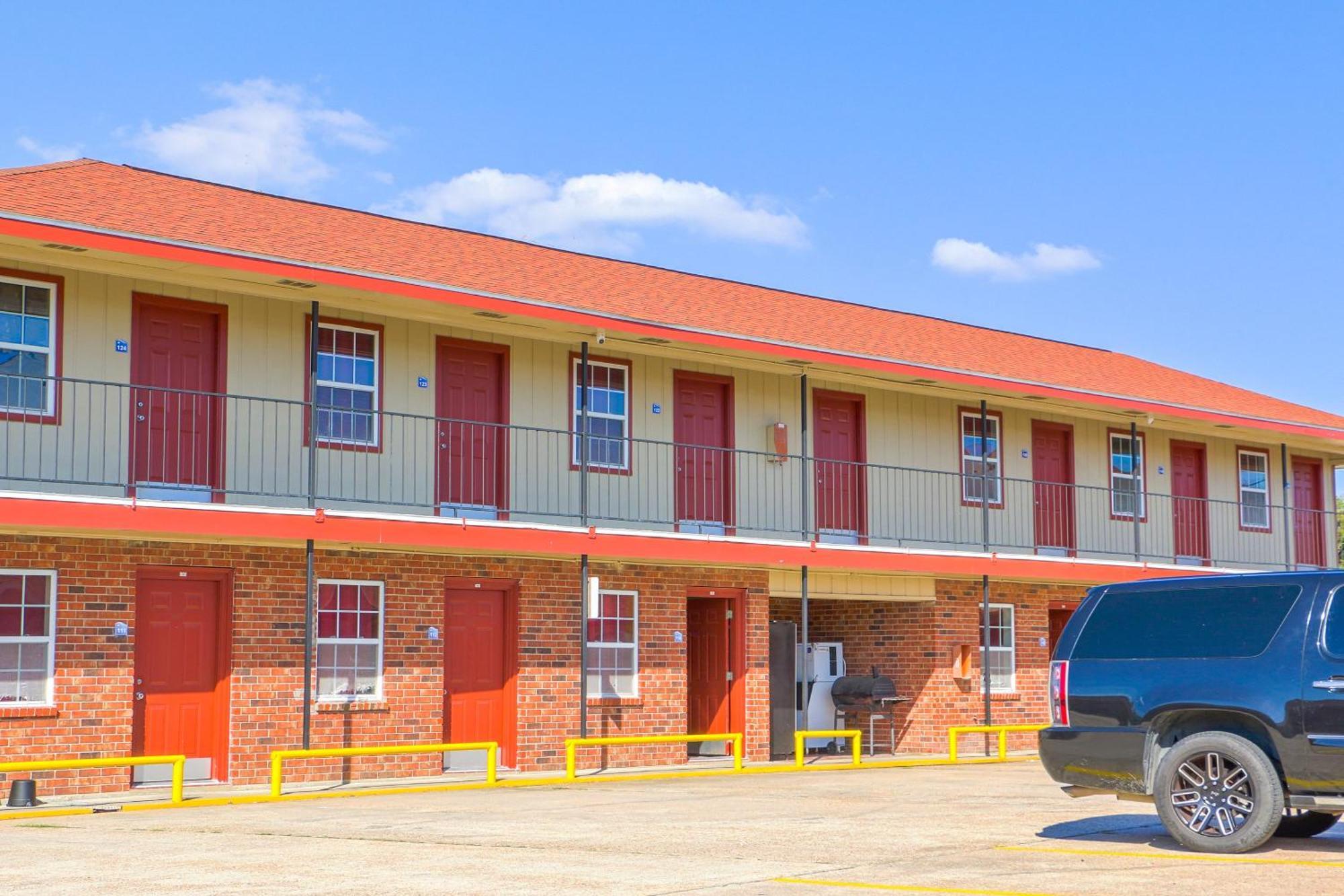 Economy Inn By Oyo Lockport Near Houma Esterno foto