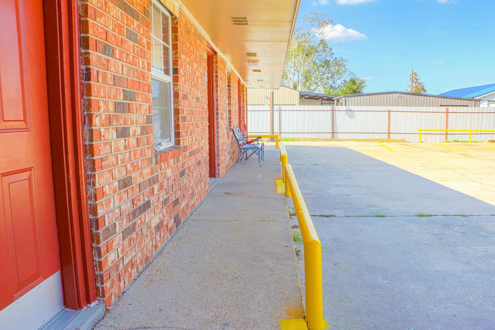 Economy Inn By Oyo Lockport Near Houma Esterno foto